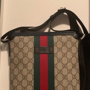 Web GG Supreme flat messenger